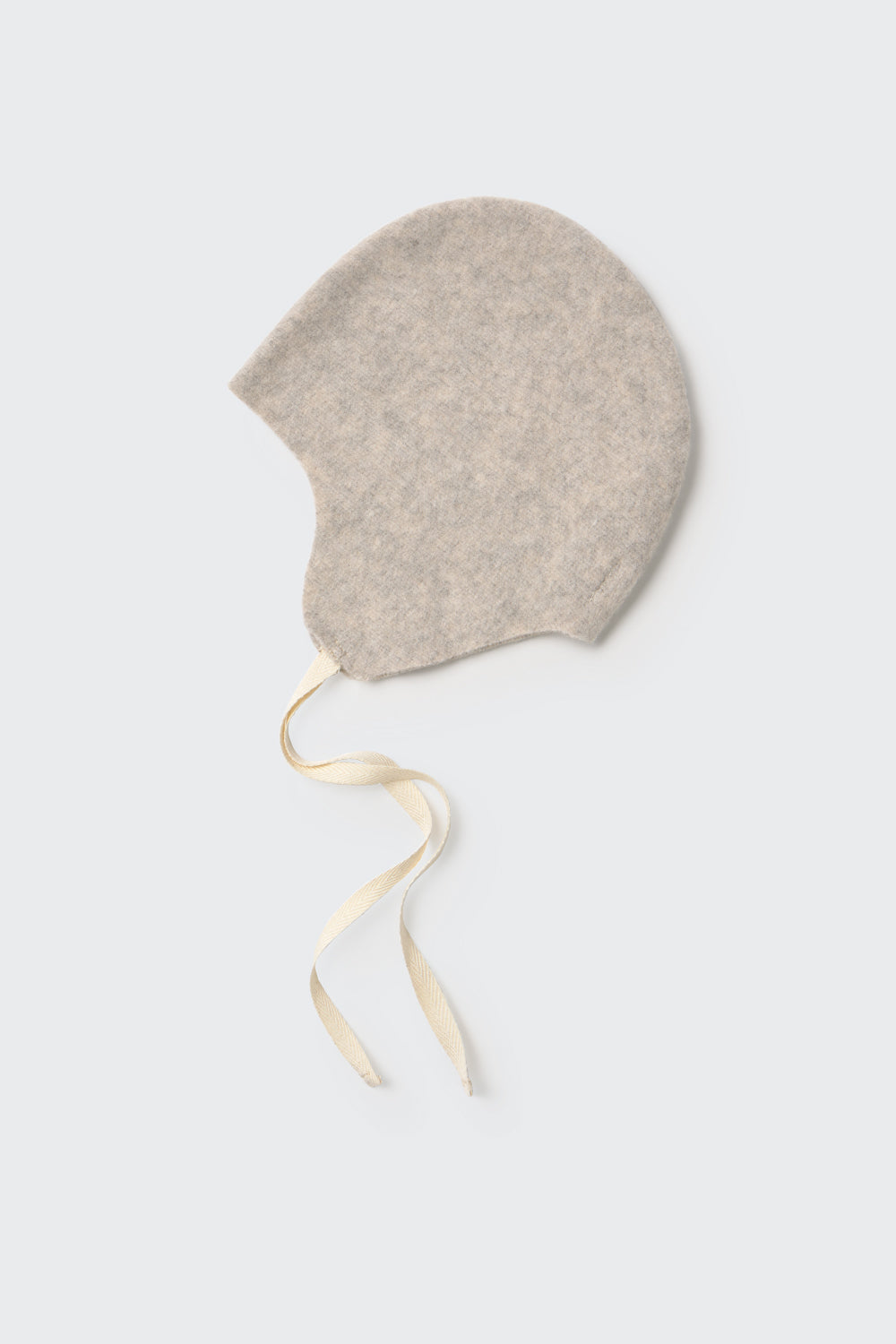 Newborn Bamboo Bonnet with Ties Cozmo